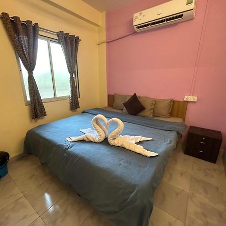 Hotel Jampore Inn Daman Esterno foto