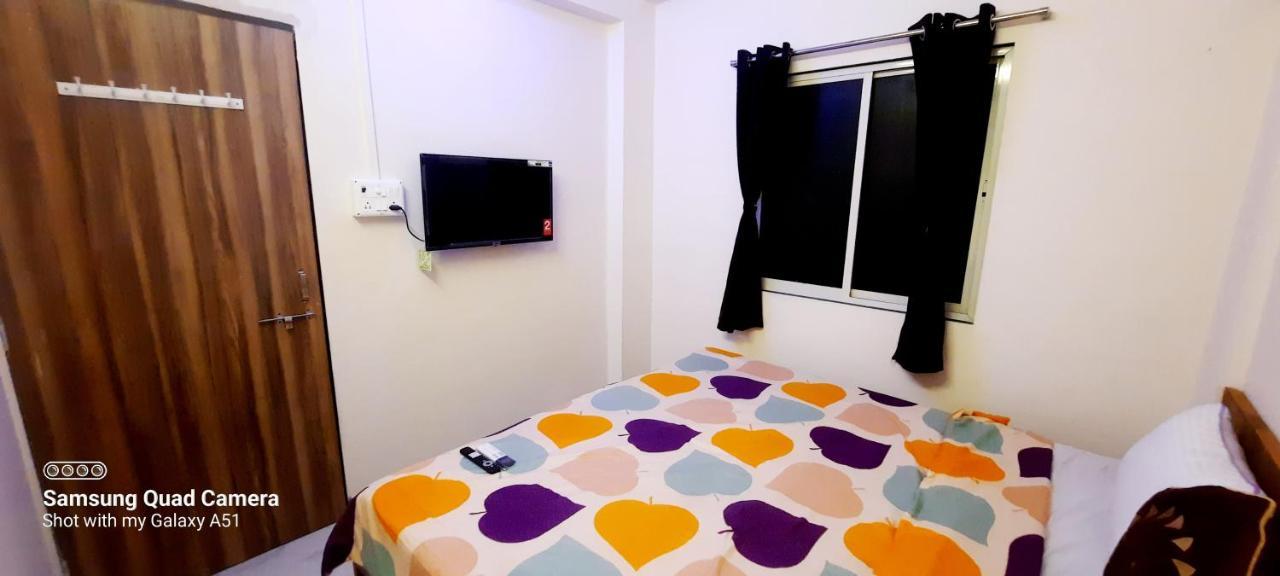 Hotel Jampore Inn Daman Esterno foto