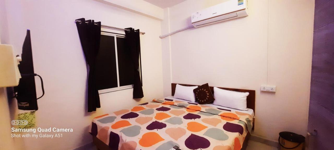 Hotel Jampore Inn Daman Esterno foto