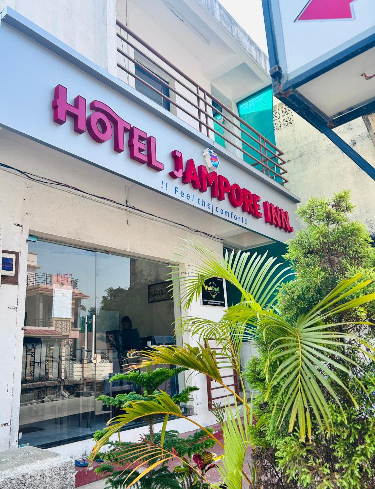 Hotel Jampore Inn Daman Esterno foto